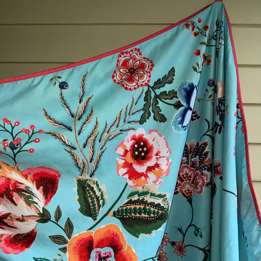 JOHNNY WAS reversible floral beach blanket towel - Picture 5 of 8